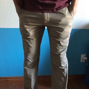 Volcom khaki chinos size 32